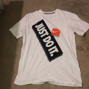 🤎Nike Tee🤎